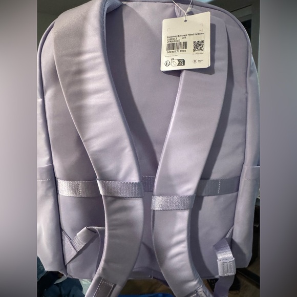 NWT LULULEMON - Everywhere Backpack 22L Metal Hardware - $98 - Picture 8 of 9